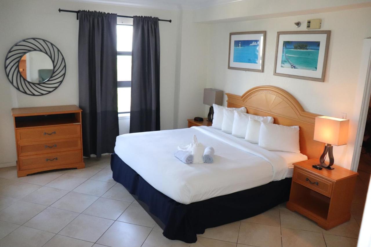 On Hollywood Beach - Affordable Two Bedrooms Sleeps 6 With Two Bathrooms Dania Beach Eksteriør billede